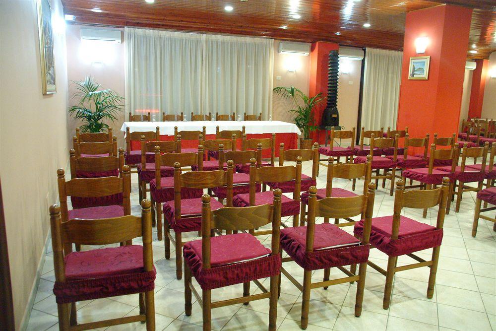 Hotel Virgilio Tropea Esterno foto
