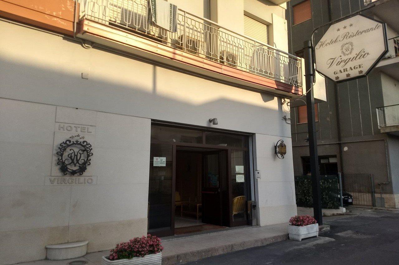 Hotel Virgilio Tropea Esterno foto