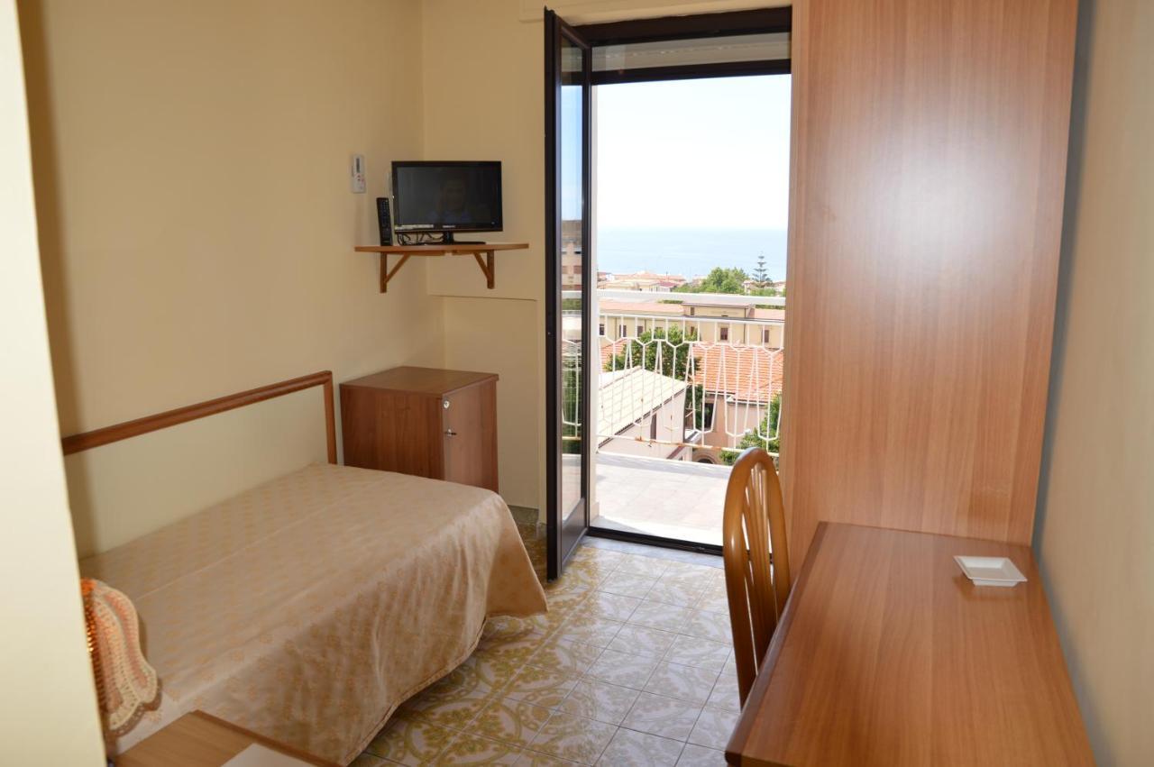 Hotel Virgilio Tropea Esterno foto