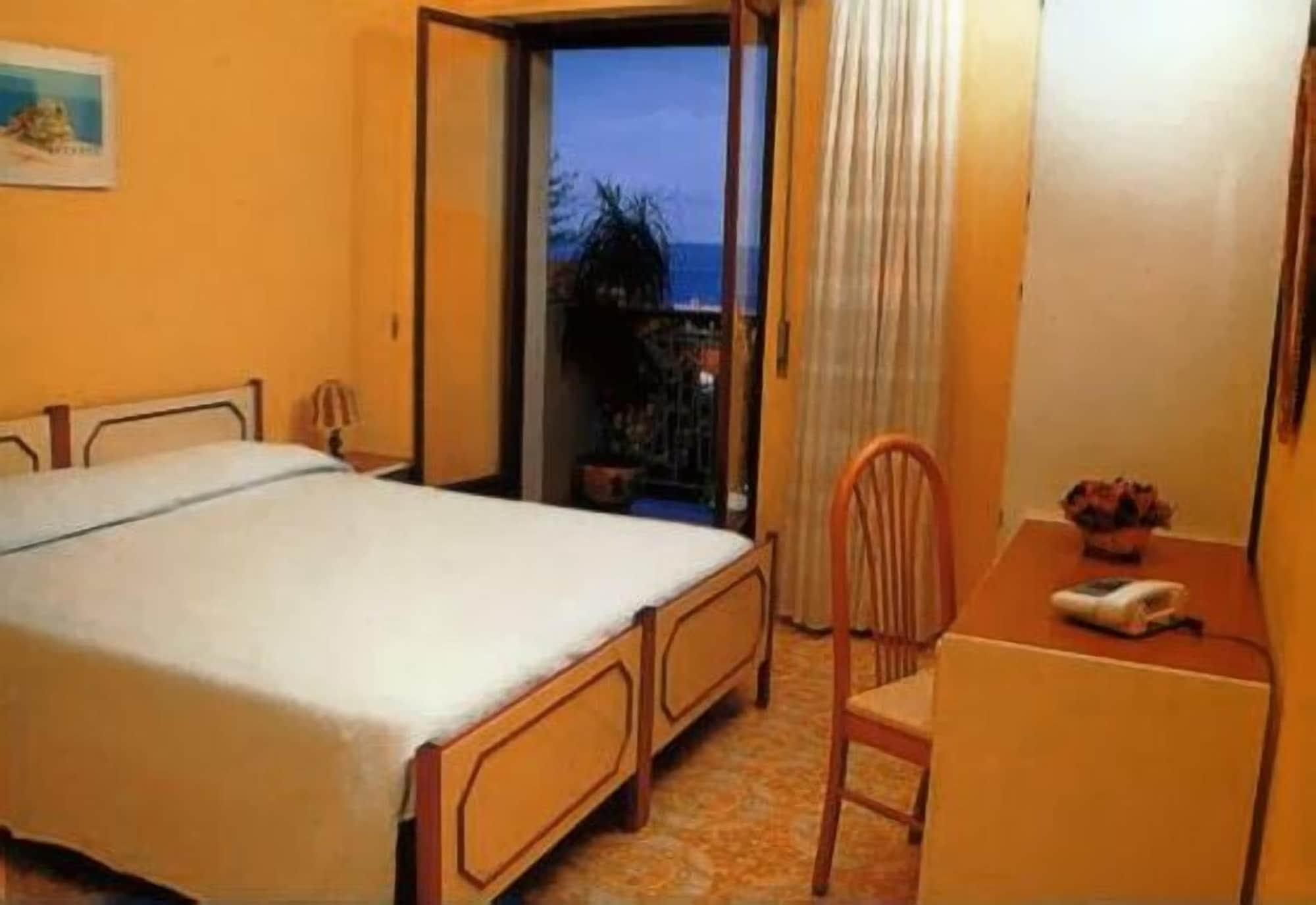 Hotel Virgilio Tropea Ristorante foto