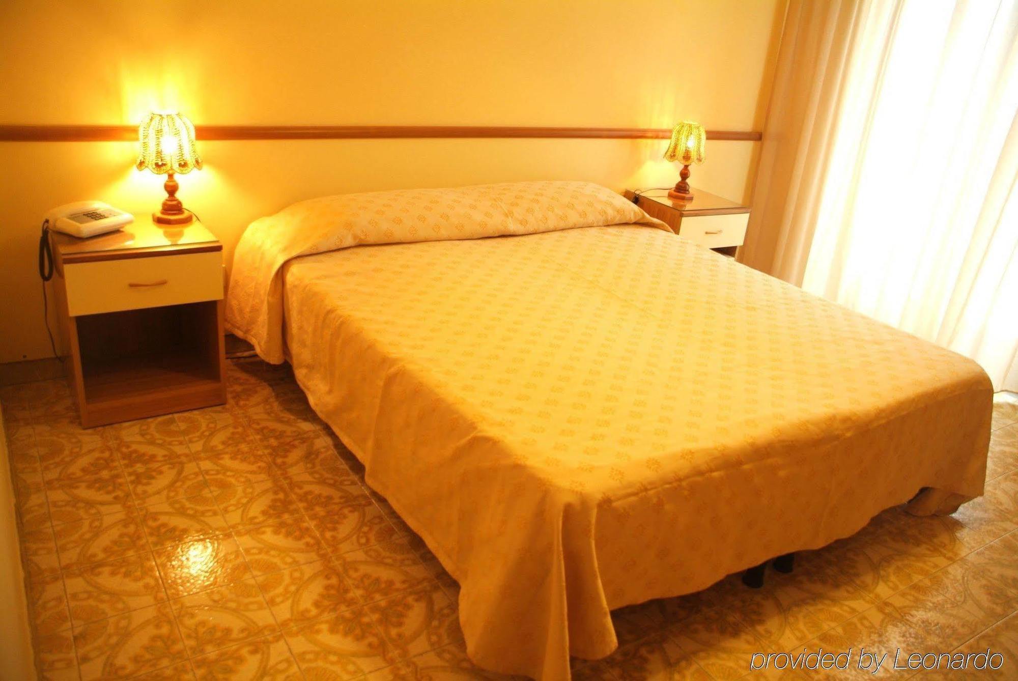 Hotel Virgilio Tropea Camera foto